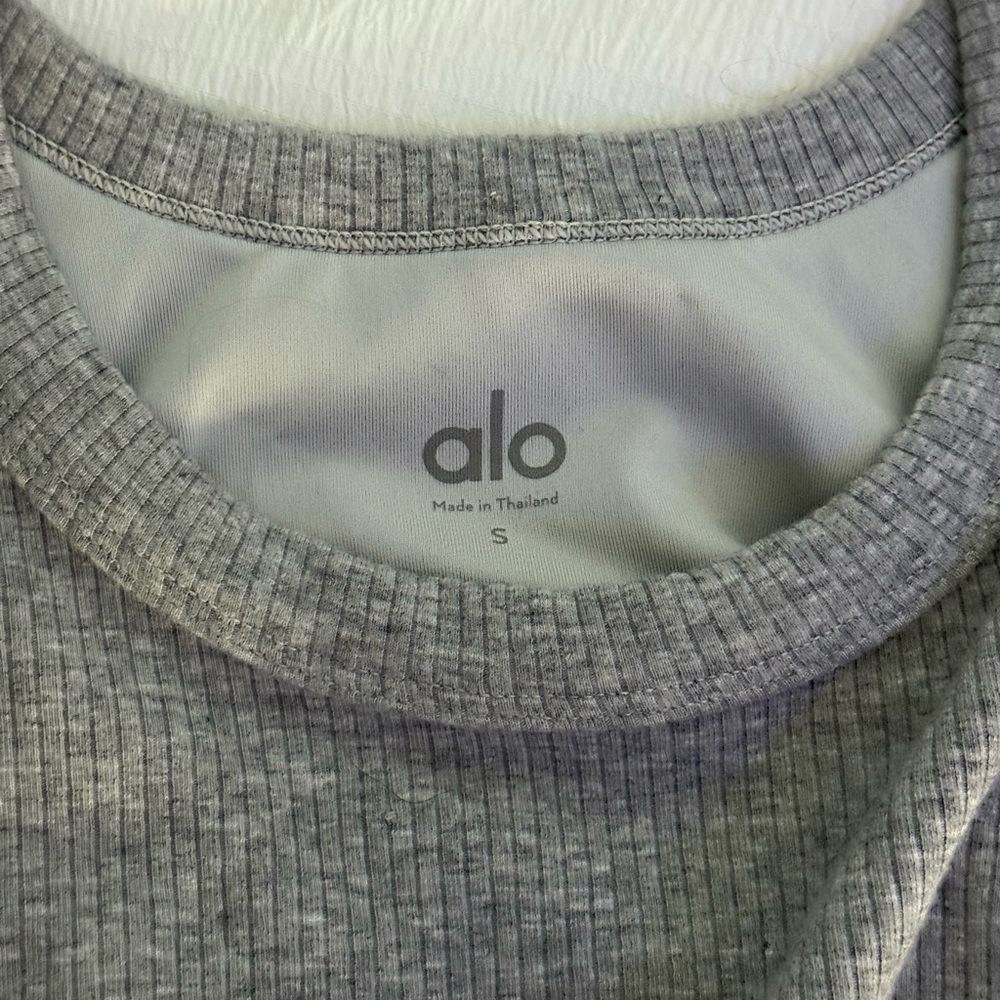 Alo Yoga Gray Ribbed Bra - Picture 3 of 4